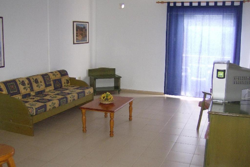 Apartamentos Alondras Park Коста-дель-Силенцио Номер фото